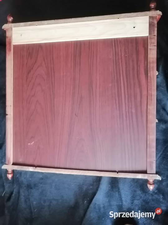 witryna gablota mała wiszaco stojaca brak szyby Legnica