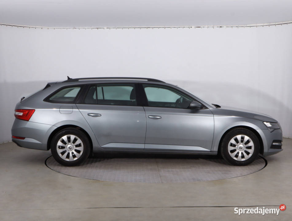 Skoda Superb 15 TSI
