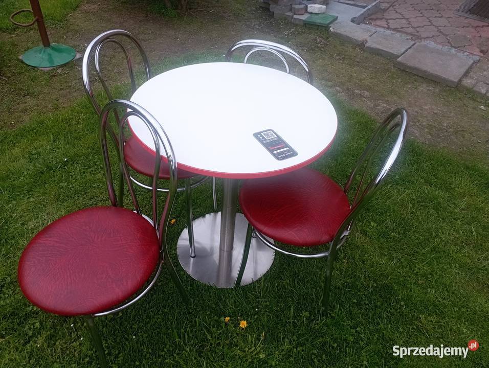 Komplet do Kuchni i inne Pomieszczenia Stolik 4 Stoły z krzesłami Golasowice