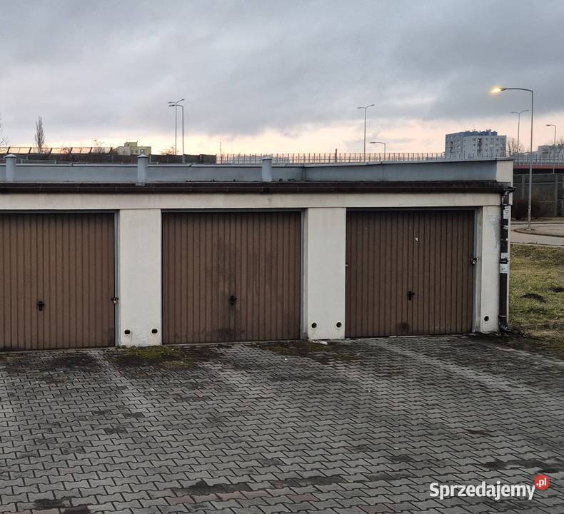 Garaż murowany osiedlu Dzierżona Guido Zabrze