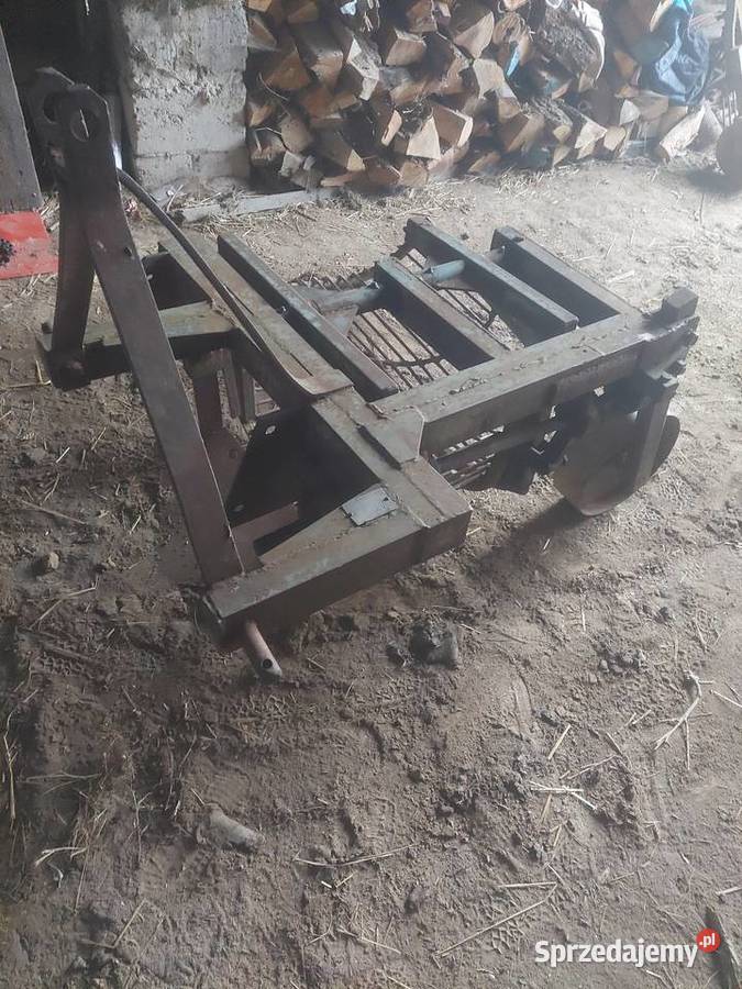 Kopaczka do ziemniaków na wałek wom wytrząsarka