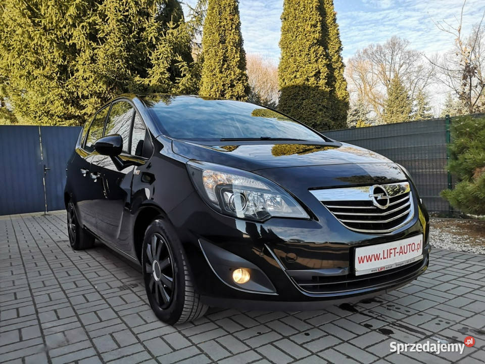Opel Meriva 14 16v 120 Klima Tempomat Sensory autoalarm Strzegom sprzedam