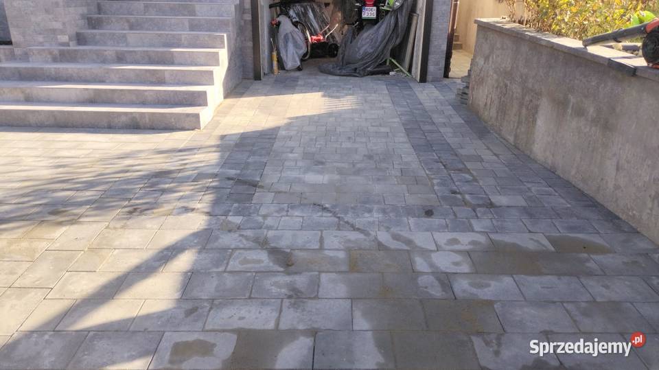 Ogrodzenia Usługi Minikoparką i wywrotką do 35T Podgrodzie