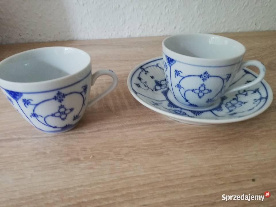 dwie filiżanki i talerzyk stara porcelana Gorlice