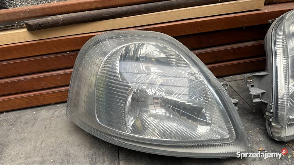 Lampy przód przednie Renault Master II 2 komplet Dębica