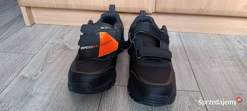 czarne buty sportowe chłopięce rozmiar 40 nowe