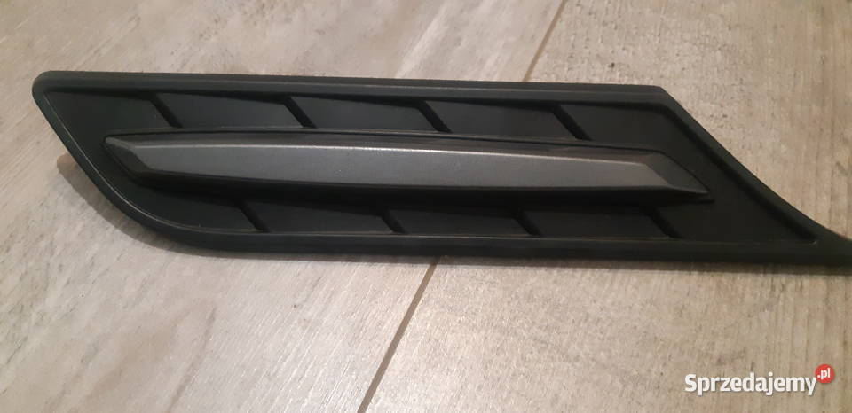 Suzuki Vitara III listwa błotnika prawa przód małopolskie Wadowice