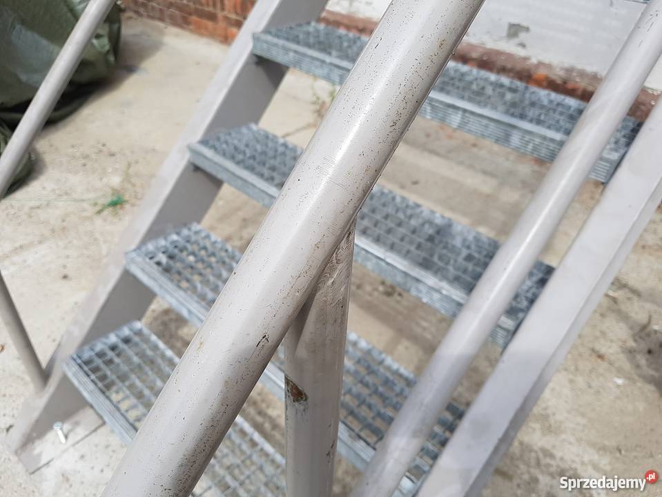 Schody metalowe 10 stopni z poręczą 90x220 jednobiegowe  Dzierżoniów