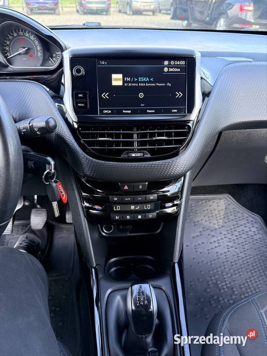Peugeot 2008 15hdi 2019r autoalarm Motoryzacja Tomaszów Lubelski sprzedam