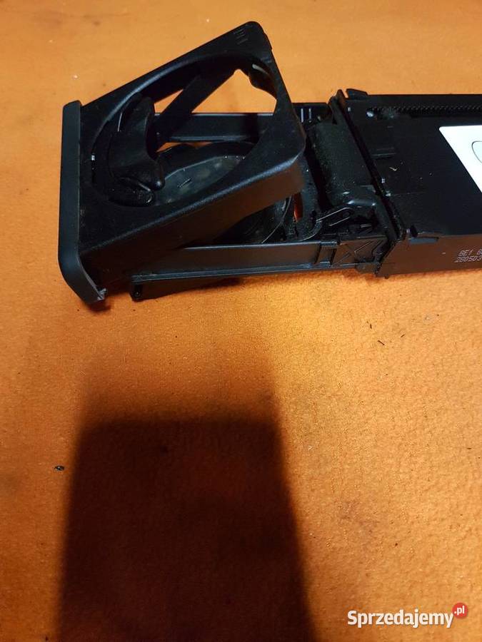 AUDI A4 B6 UCHWYT NA KUBEK CUP HOLDER UCHWYT NA Na kubek Turek