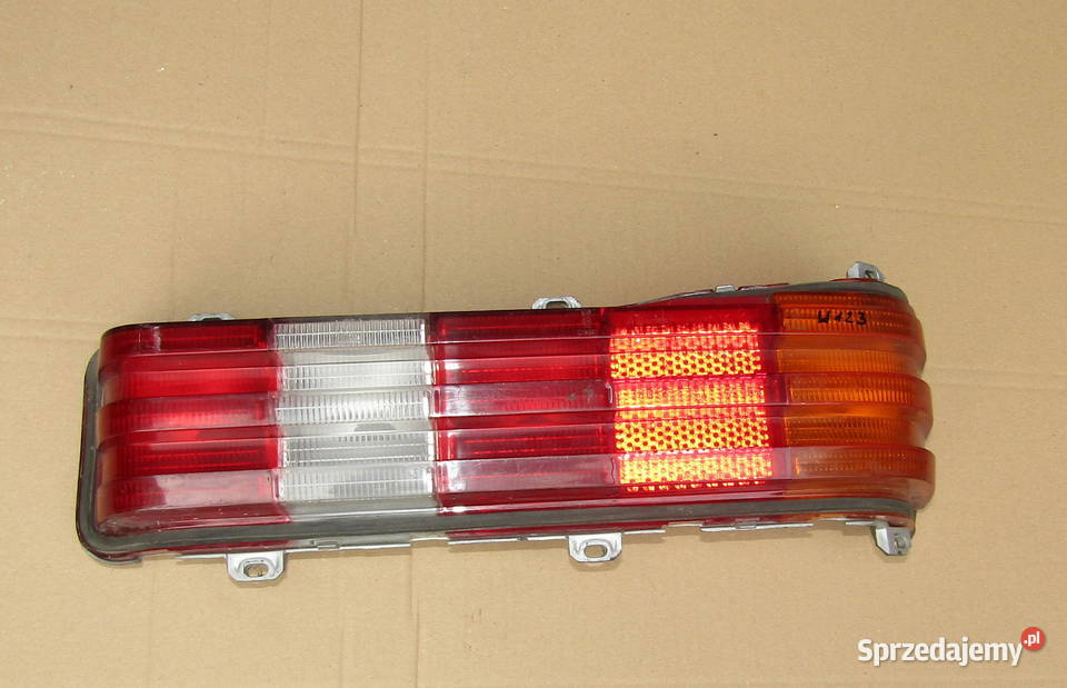 LAMPA TYLNA PRAWA MERCEDES W123 1238203864R łódzkie Mysłaków