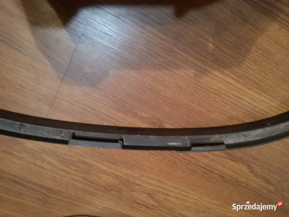 VW Tiguan 5N0 Listwa Drzwi Prawy Tył i Lewy małopolskie