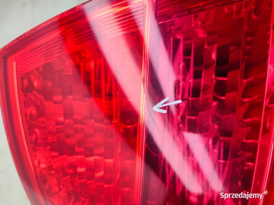 4E0945095C AUDI A8 D3 0307 KIERUNKOWSKAZ LEWY Przemęt sprzedam