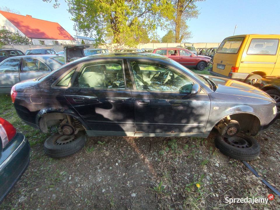 Audi A4 B6 20 Benzyna 96 kW 2001 r dawca części Szklarka Myślniewska sprzedam