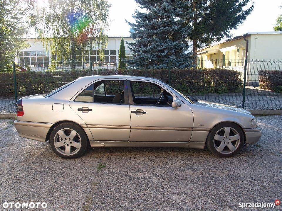 Sprzedam zamienie mercedes w202 Rok produkcji 2000
