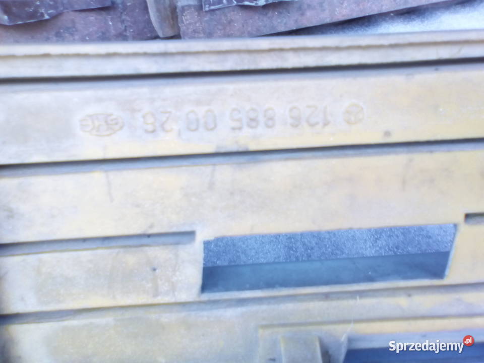 Mercedes W126 przedni zderzak Bukownica