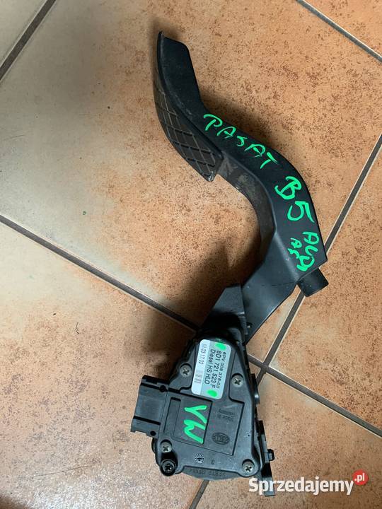 Potencjometr gazu VW 8D1721523F osobowe Układ elektryczny Margonin sprzedam