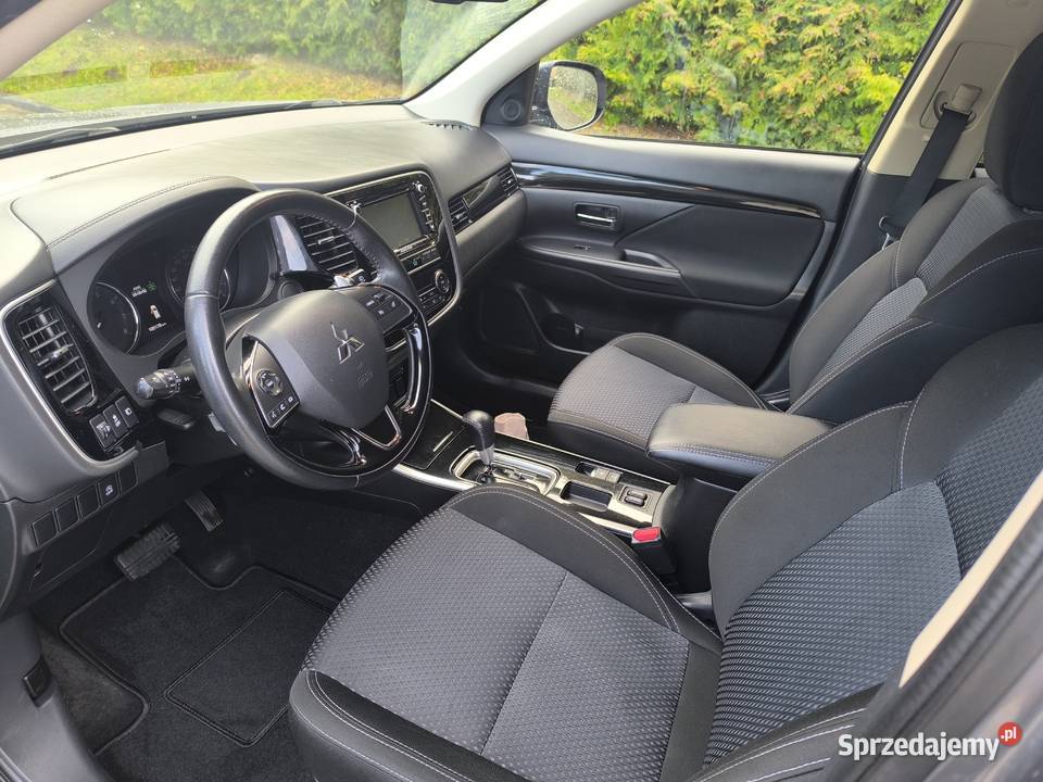 Mitsubishi Outlander III model 2019 lift 20 małopolskie Tarnów
