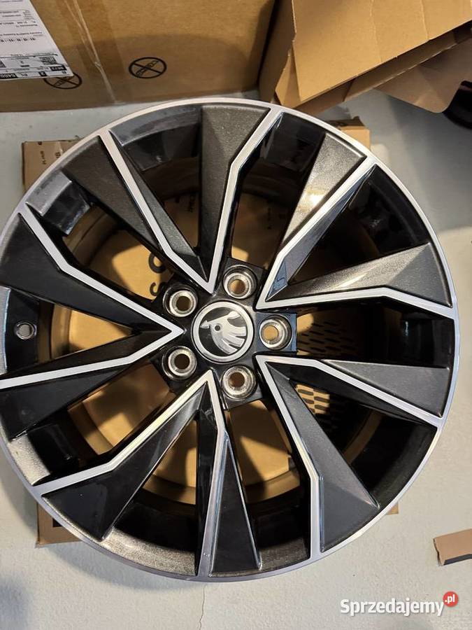 Felga aluminiowa ITALIA do Skoda FABIA III RAPID aluminiowe Wrocław