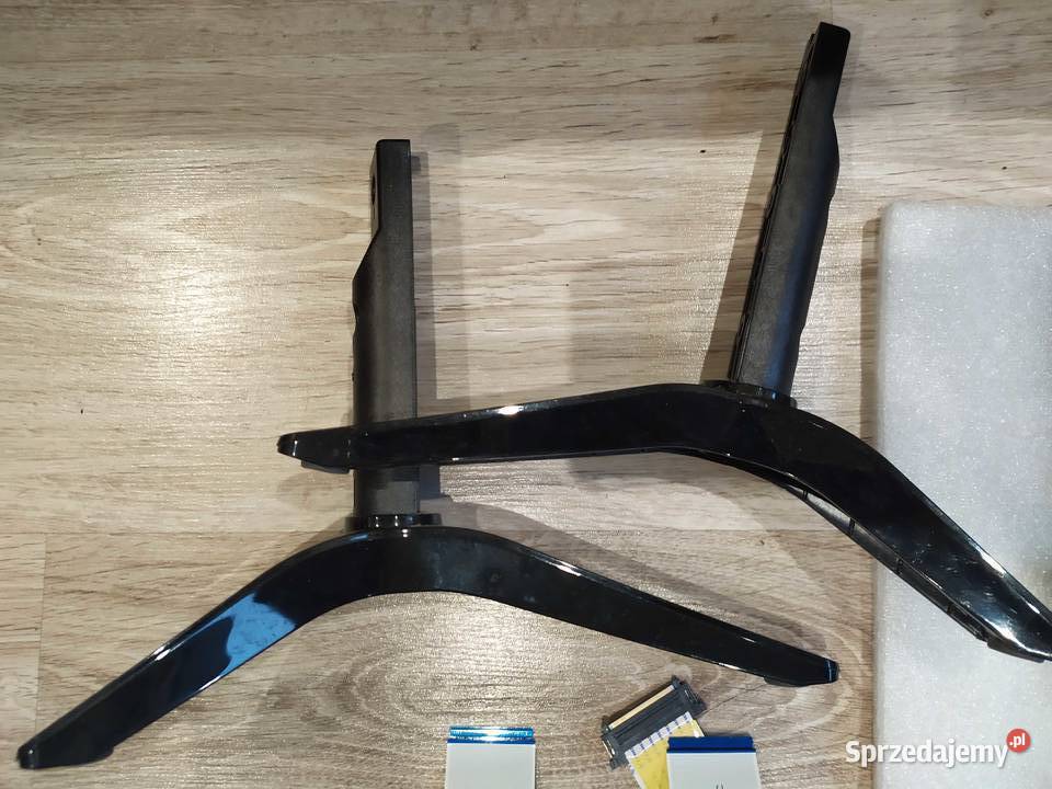 Części main zasilacz tconnóżki TV 4k Hyundai