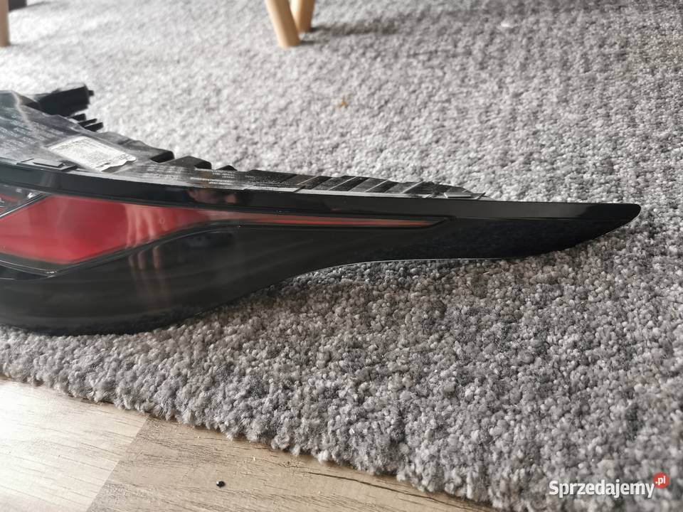 LAMPA PRAWA TYLNA RANGE ROVER EVOQUE FR26830204 osobowe Pielgrzymka sprzedam