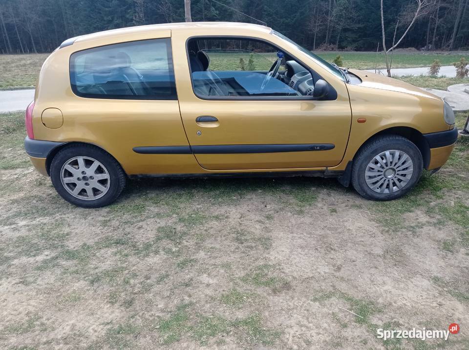 Renault Clio 12 benzyna Grybów
