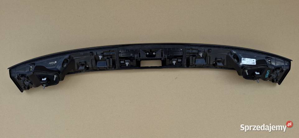 VW TAIGO 2G7 LAMPA KLAPY BAGAŻNIKA TYLNA BLENDA Części samochodowe lubuskie Bieleń sprzedam