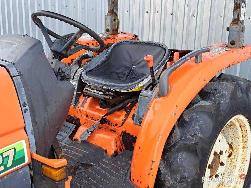 Traktor traktorek HITACHI NTX27D 27 44 nieuszkodzony Małuszyn