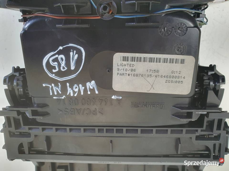 Mercedes ML W164 SCHOWEK TUNELU ŚRODKOWEGO Rudka