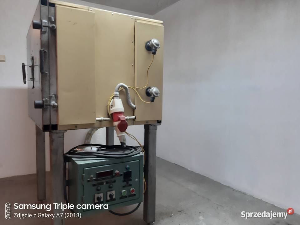 Piec do topieniagięcia szkła pomorskie Sierakowice