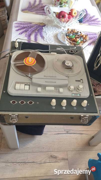 Magnetofon szpulowy lampowy Telefunken Warta