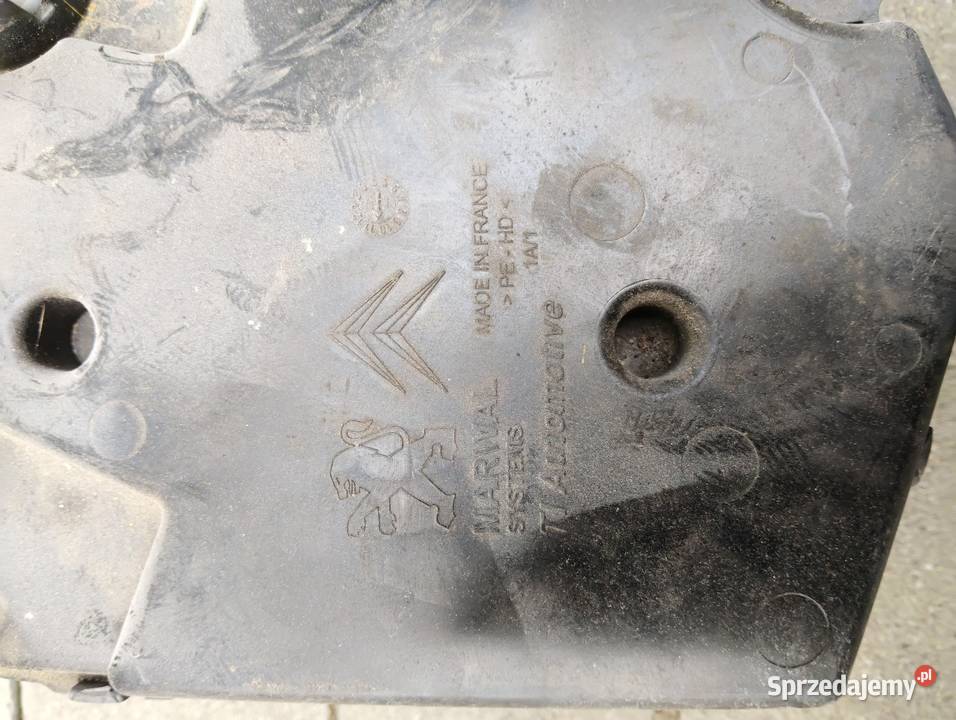 Zbiorniczek płynu FAP Peugeot 3008 20 HDi osobowe lubelskie Tomaszów Lubelski