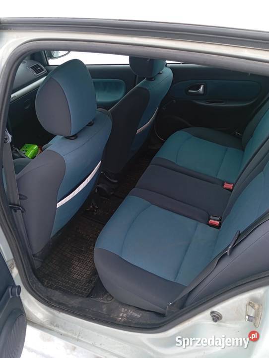 Renault Clio 12 Benzyna Rok produkcji 2003 łódzkie Dłutów sprzedam