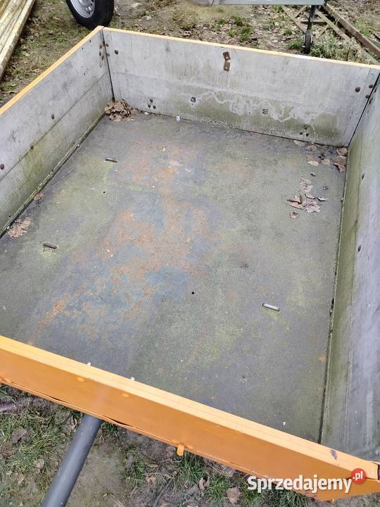 Sprzedam przyczepki samochodowe z dokumentami Wieczyn