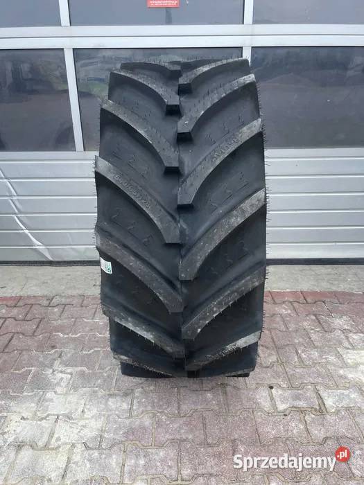 Opona 54065R28 BKT AGRIMAX RT657 149 D Nowe Tomaszów Lubelski