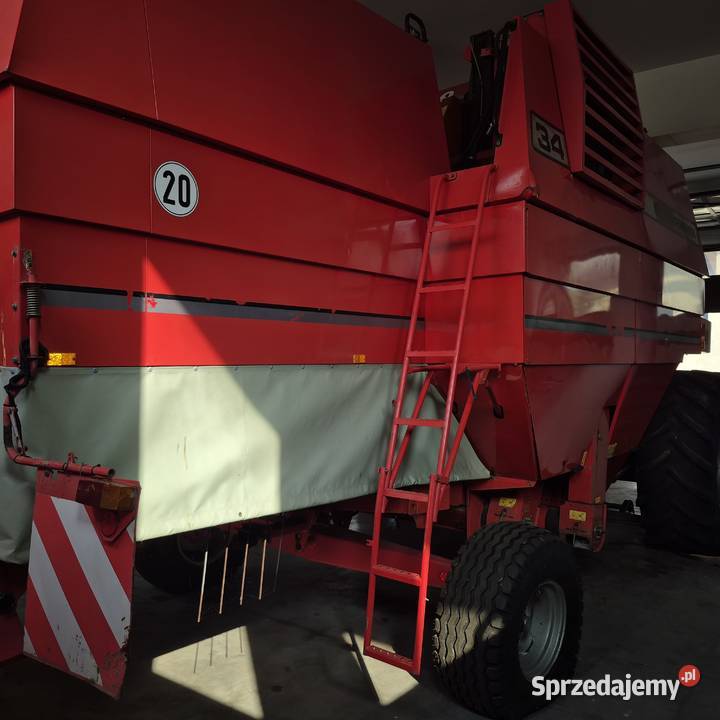 Kombajn MASSEY FERGUSON 34 Massey Ferguson Człuchów
