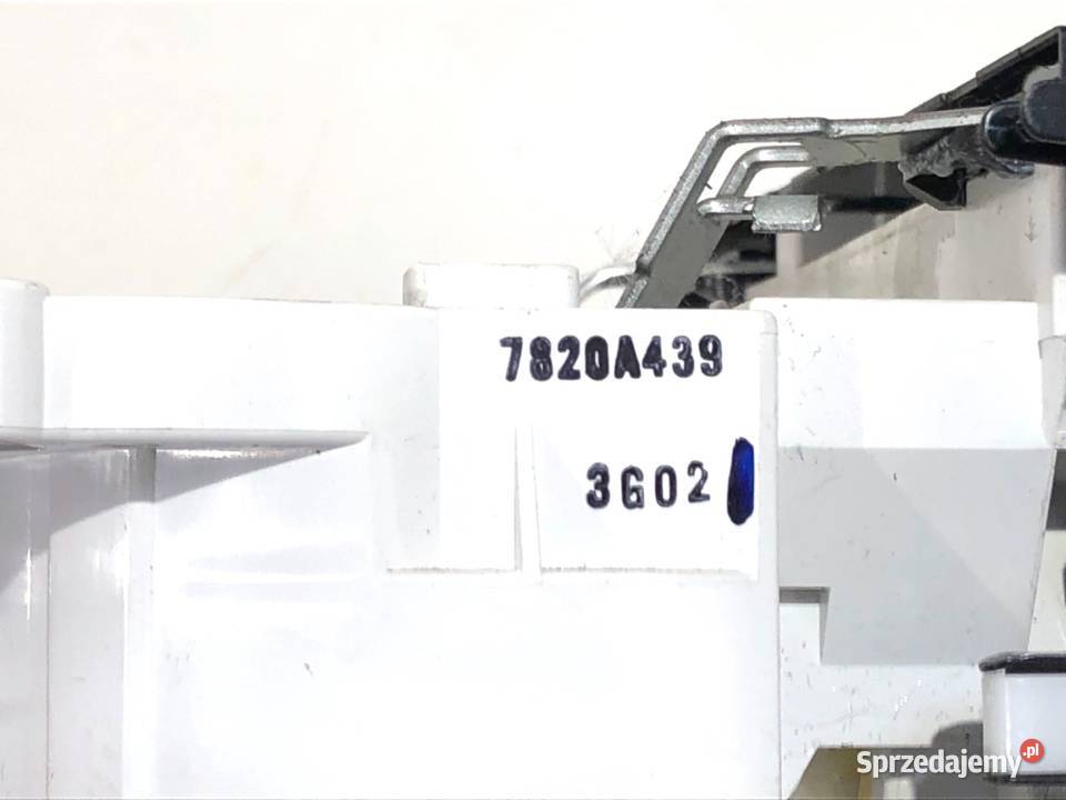 PANEL STEROWANIA NAWIEWU MITSUBISHI MIRAGE SPACE