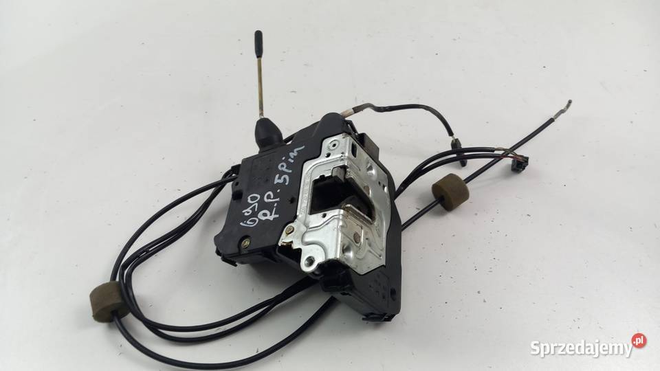 MERCEDES CLK W209 ZAMEK DRZWI PRZÓD PRAWY 5PIN Zbierkowo