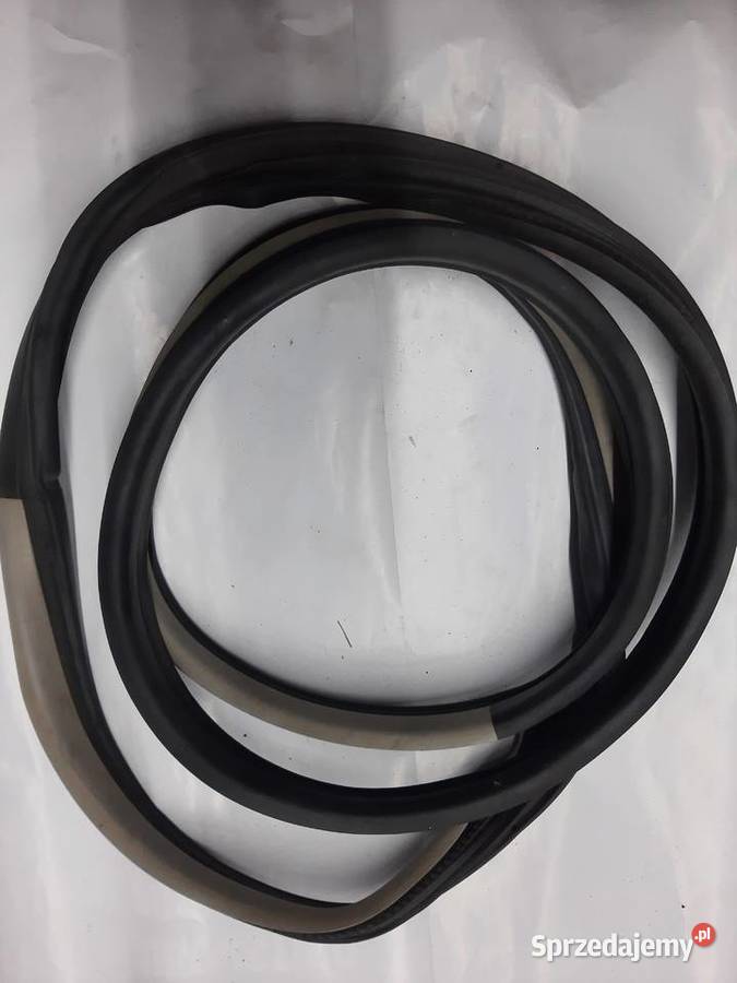 Opel Astra H 3 III HB uszczelka drzwi Lewy tył Ksawerów