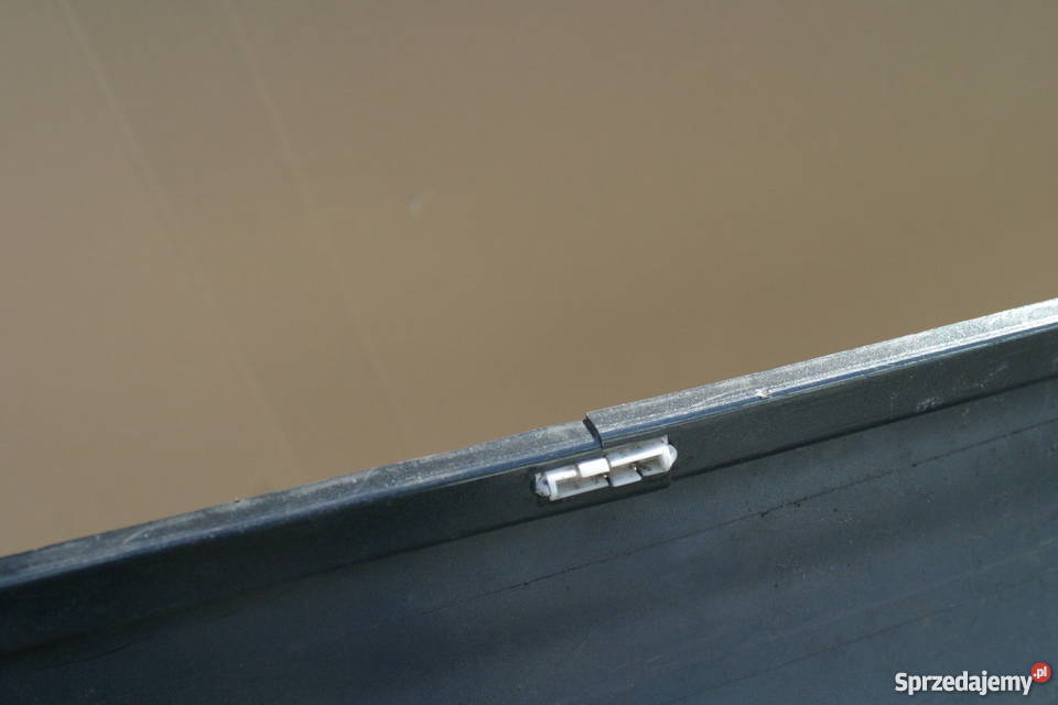 MERCEDES C KLASA W203 SPORTCOUPE LISTWA PROGU Motoryzacja Bieleń