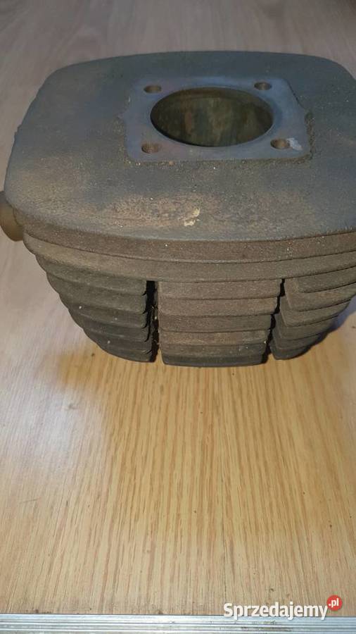 Cylinder wsk 125 nominalny plus nowy tłok Cylindry, głowice, pierścienie Dobrzejów