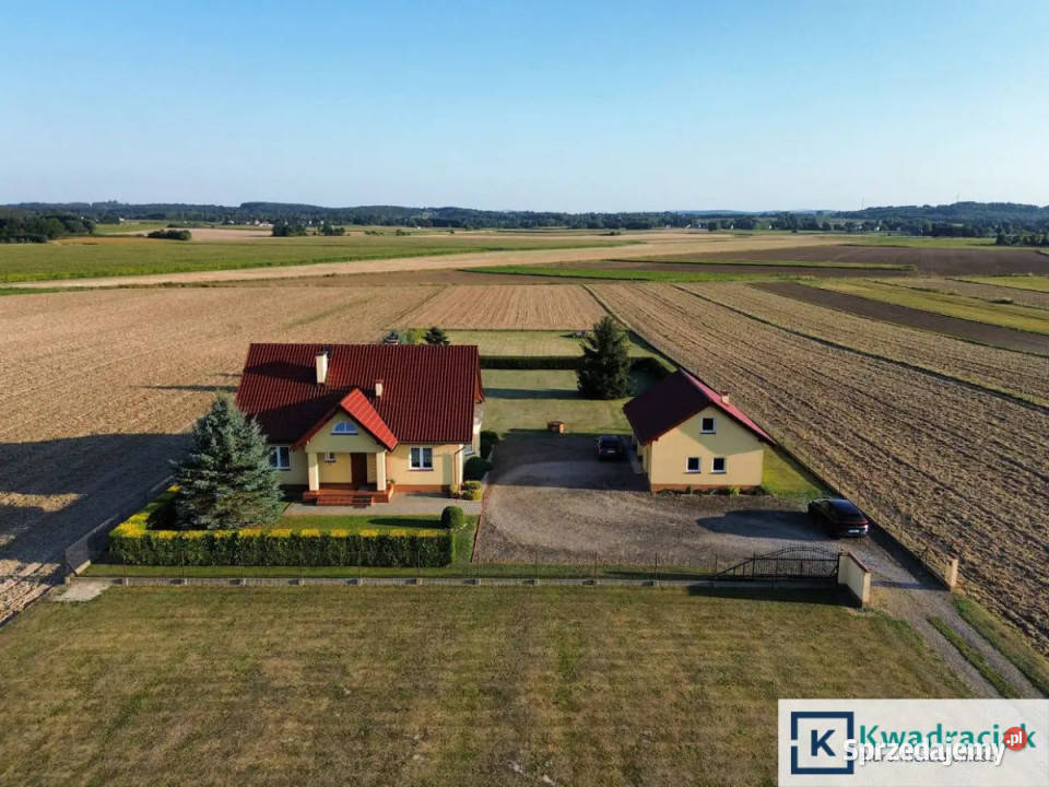 Sprzedaż domu wolnostojącego Moderówka 1275m mieszkalny podkarpackie sprzedam