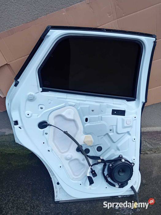Renault Captur I drzwi tylne lewe