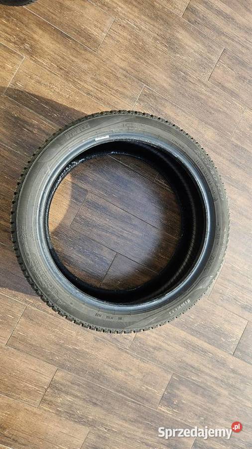 Opony całoroczne 235 40 R19 Pirelli Cinturato Końskie