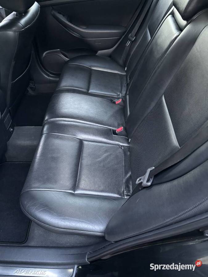 Toyota Avensis Brzozów sprzedam