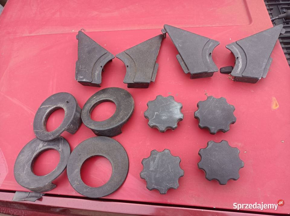 Polonez kpl plastików czarnych fotela polonez Części samochodowe