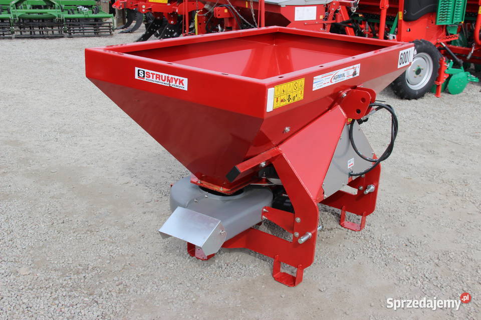 Rozsiewacz dwutalerzowy sadowniczy Tytan Strumyk nieuszkodzony Rogóźno