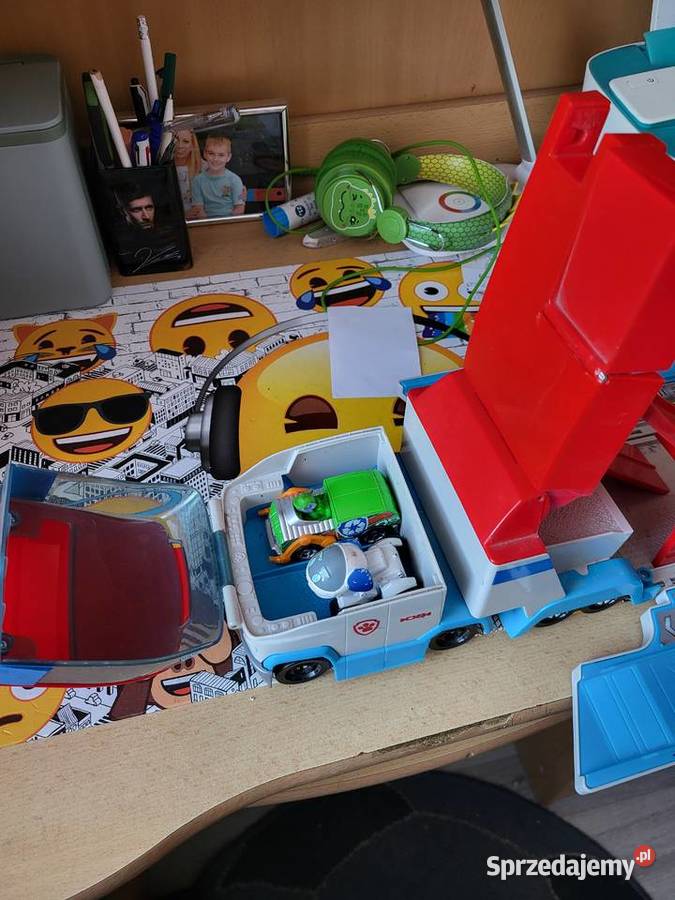 Sprzedam ciężarówkę zabawkę psi patrol Luboń sprzedam