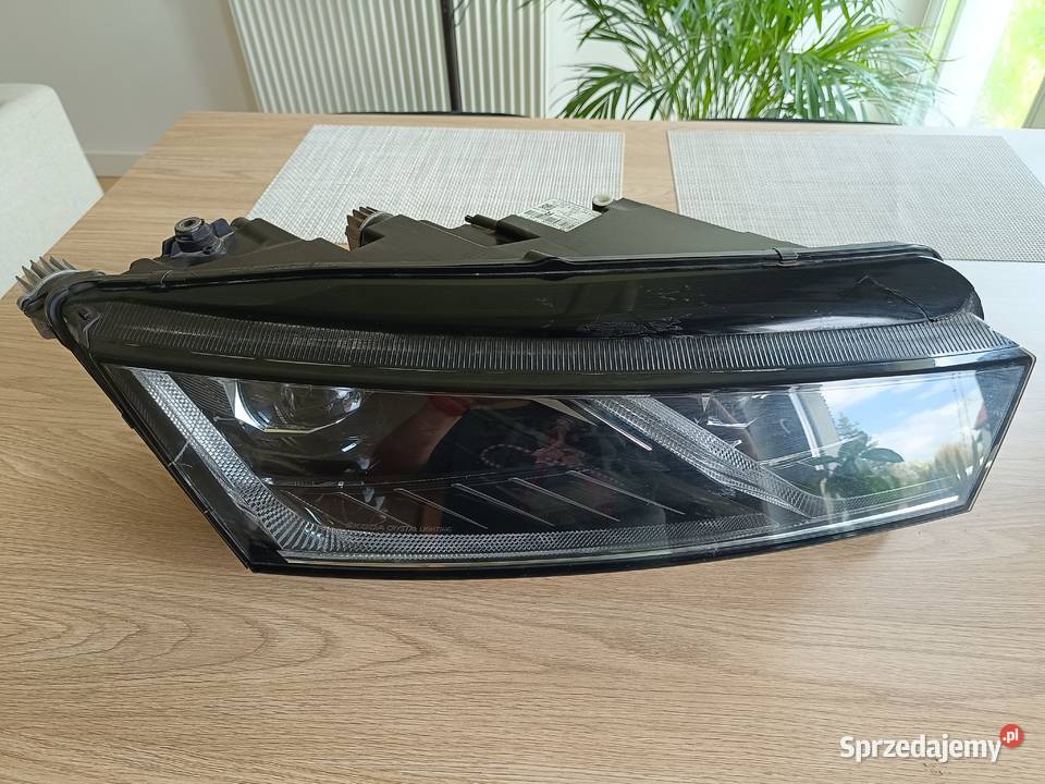 Skoda Octavia III prawa lampa przód 5E4941016A Kraków sprzedam