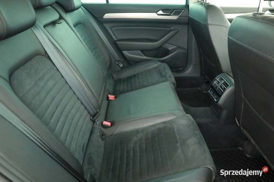 VW Passat 20 TDI szary Piaseczno